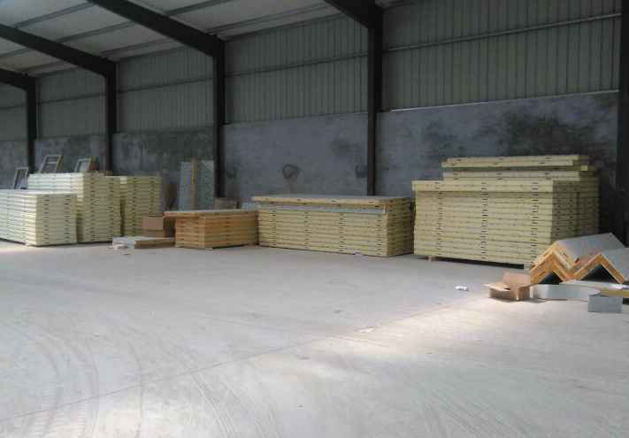 長(zhǎng)期在冷庫(kù)里工作對(duì)身體有什么影響 長(zhǎng)期在冷庫(kù)里工作對(duì)身體有什么影響